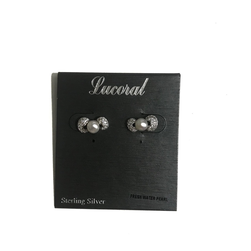 Lucoral Bow Earrings